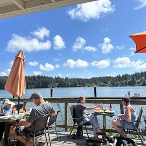 Traveler's Cove Restaurant